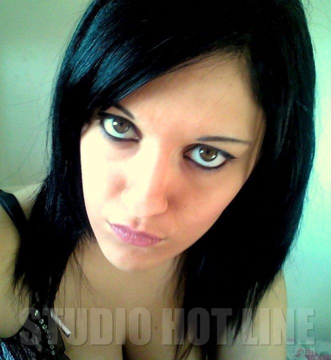 Webcam pink girls. Purple bitch (пёрпл бич). Красивые девушки на вебкамеру. Красивые девушки с вебкамер. Caylin модель.